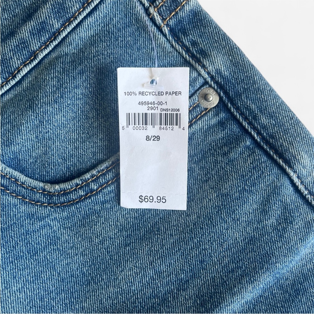 NWT Gap High Rise Cigarette Jeans - Picture 3 of 4